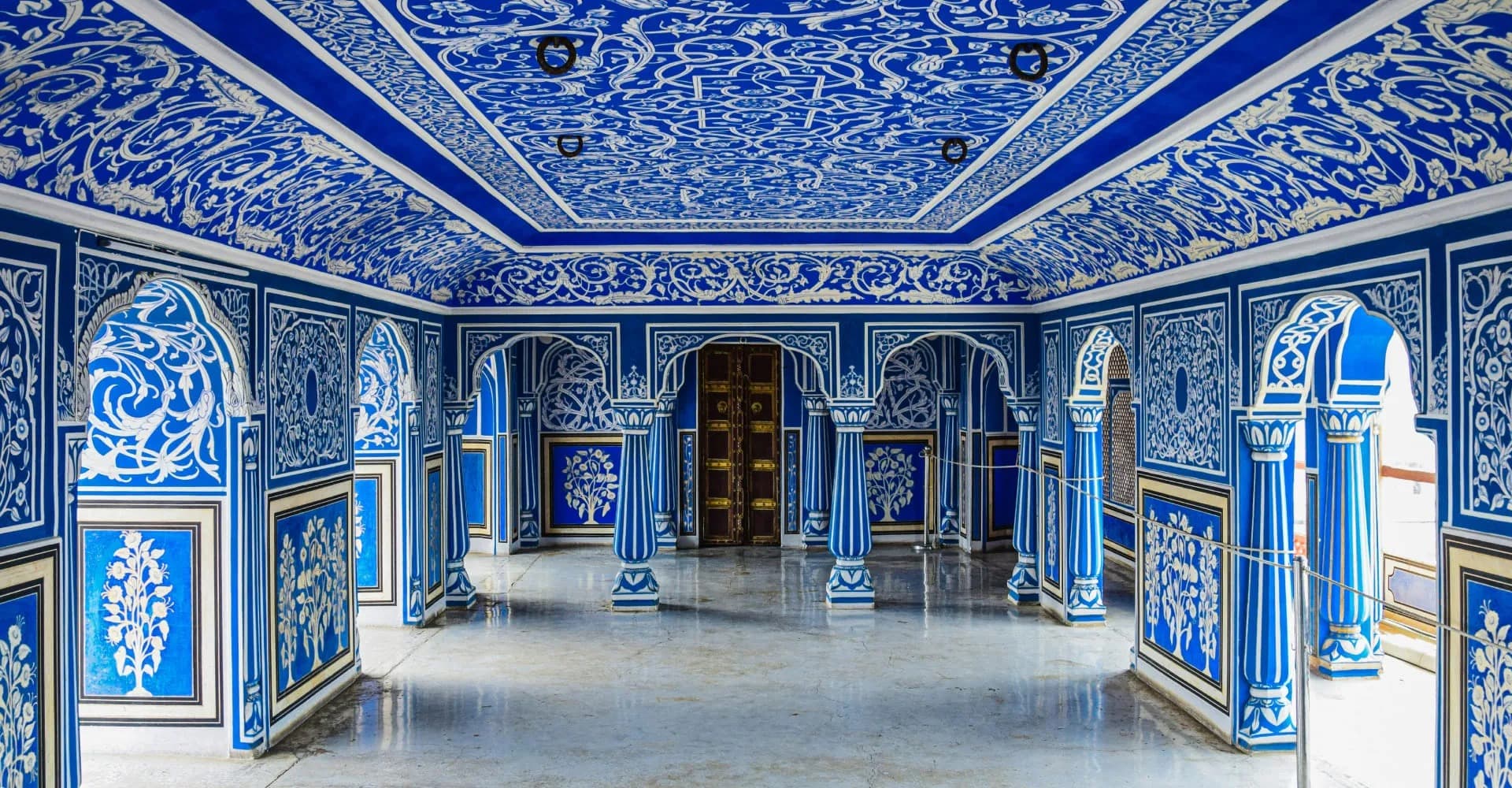 Blue room city palace in jaipur by jaipurtaxiservice