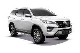 fortuner self drive car
